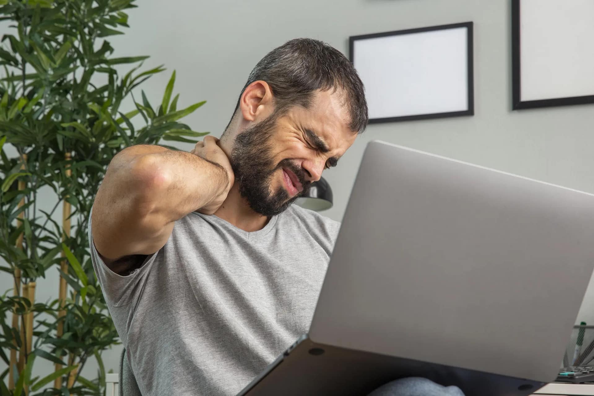 Neck Pain Near Preston