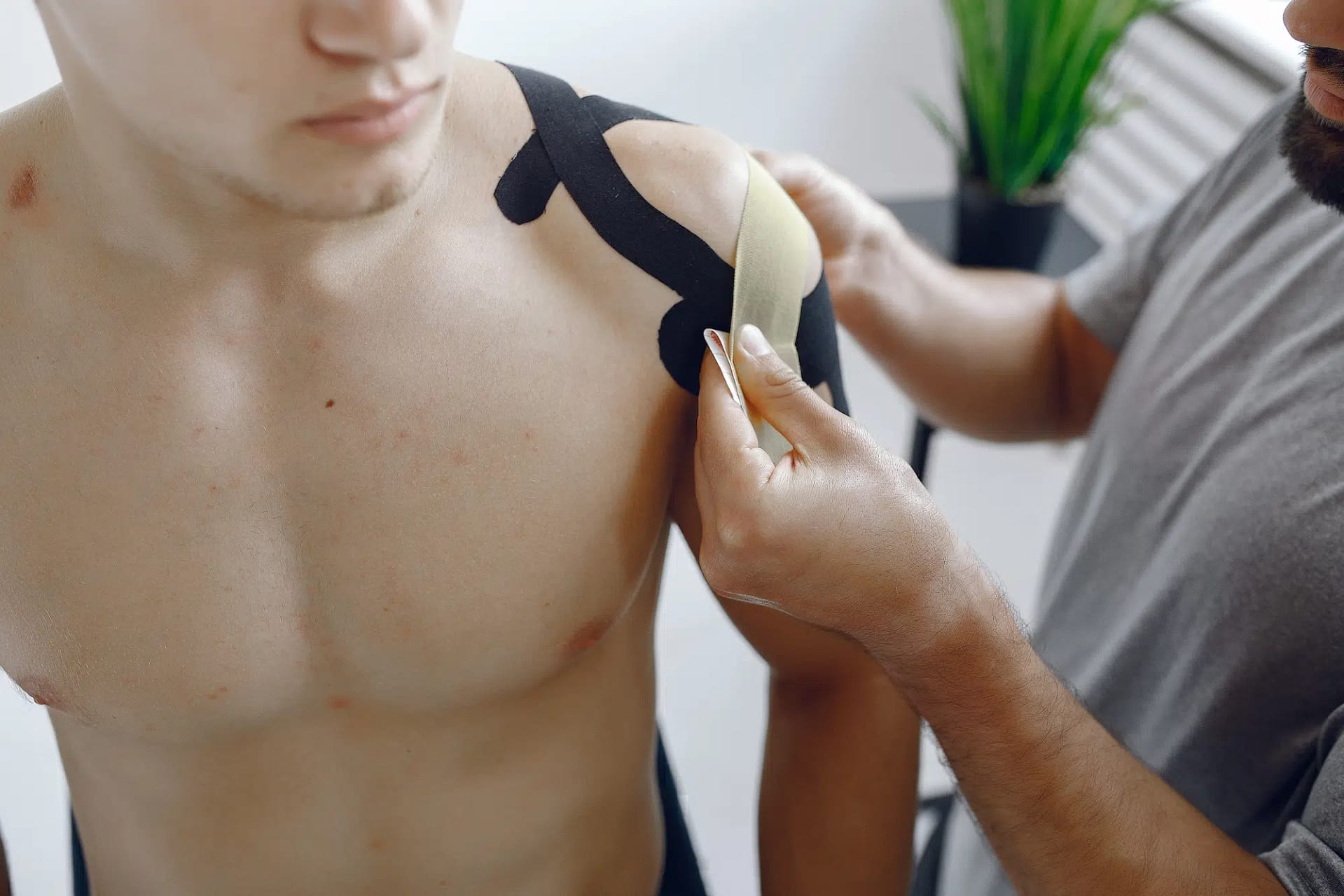 Shoulder Pain Near Preston